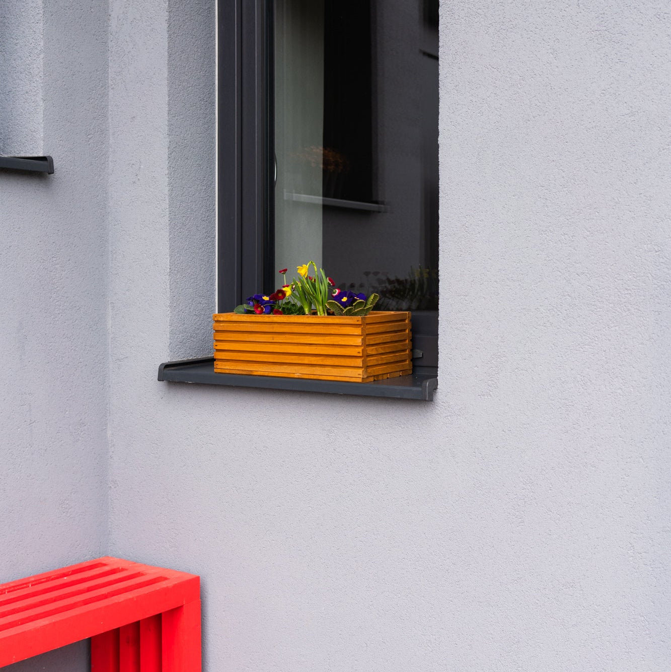 Wooden planter box with plastic insert - 64cm x 24cm